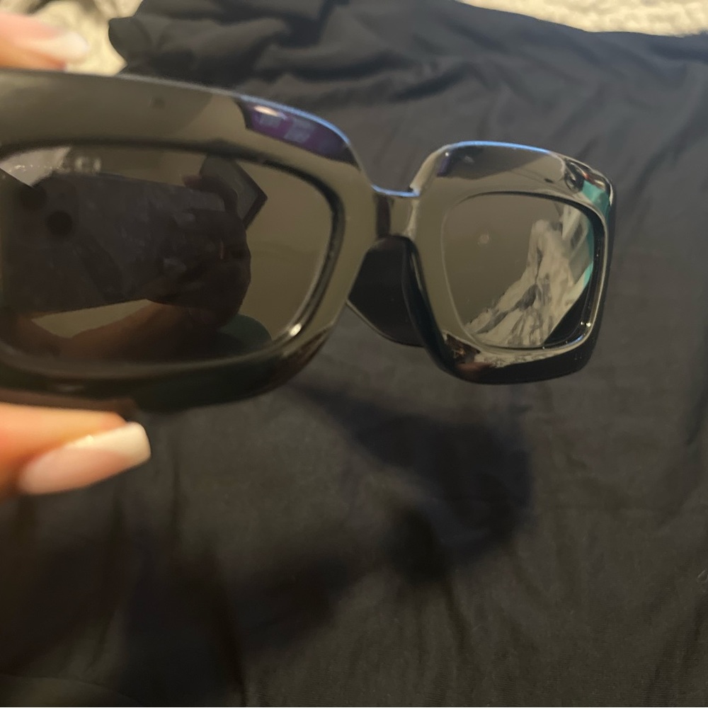 Gg0811s Gucci Rectangular Sunglasses - image 8